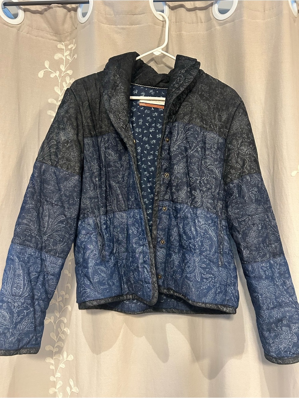 Pilcro Two-Tone Blue Paisley Quilted Hooded Jacket